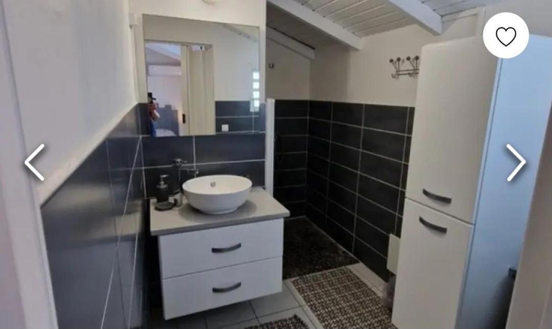 Lauraym 1 Otel Baie-Mahault Dış mekan fotoğraf